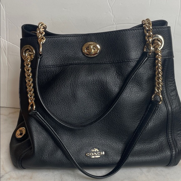 Coach Black Shoulder Bag with Gold Chain - Picture 8 of 16